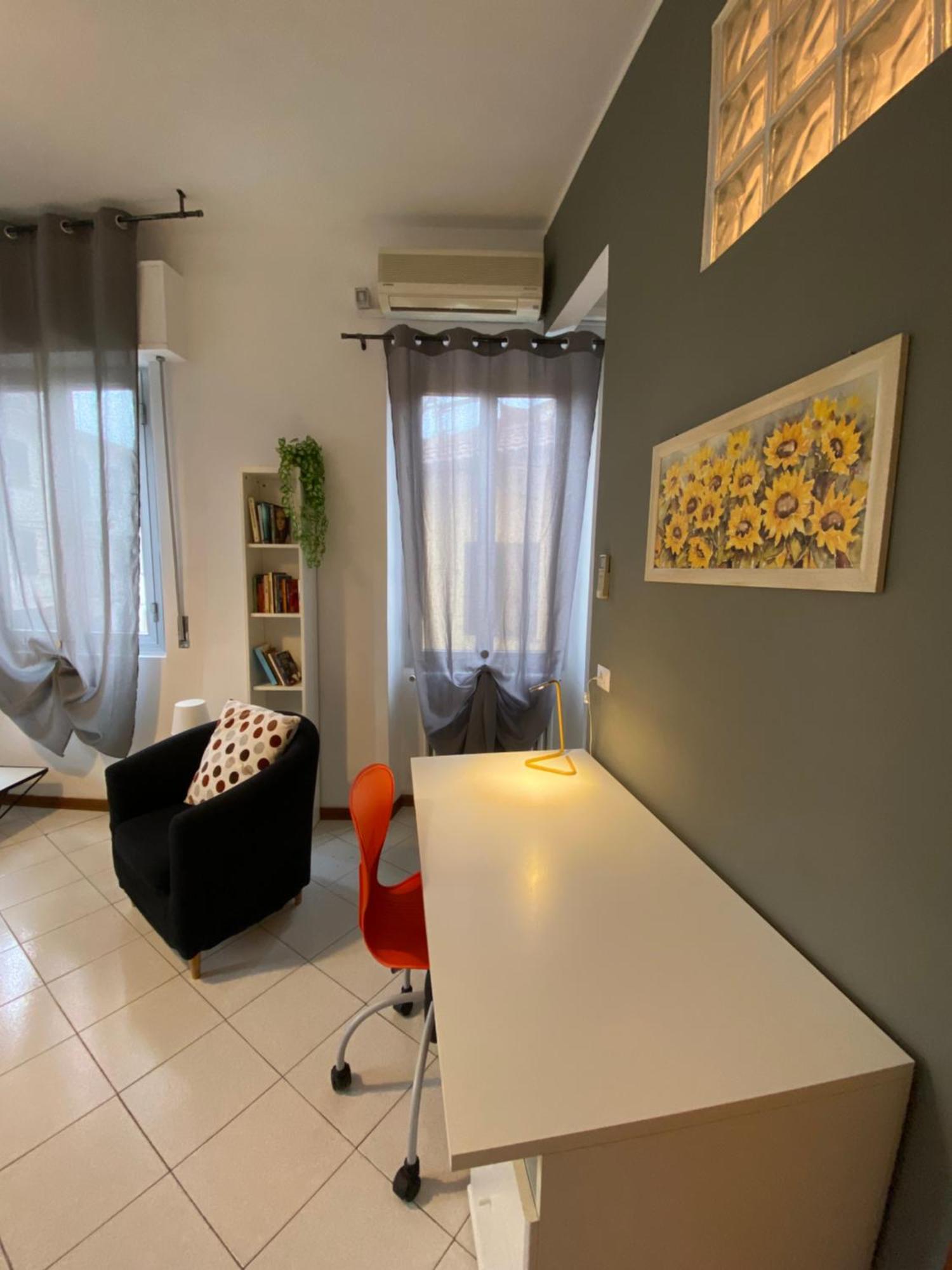 Civico 8 Hotell Prato  Eksteriør bilde
